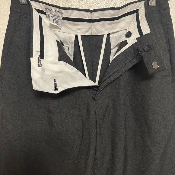 32X32 Michael Brandon Men’s Dress Pants Gray Pin Stripes - Picture 6 of 6